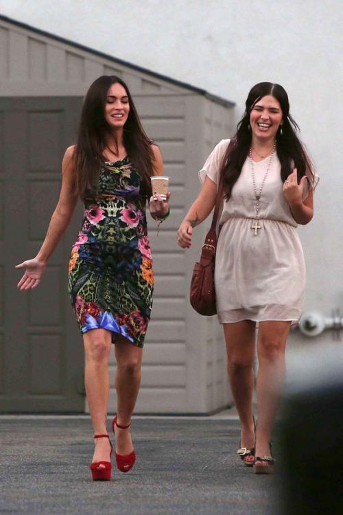 Знаменитые красотки и их не менее привлекательные сестры