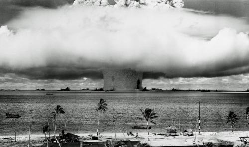 72 года назад первый раз испытали ядерную бомбу