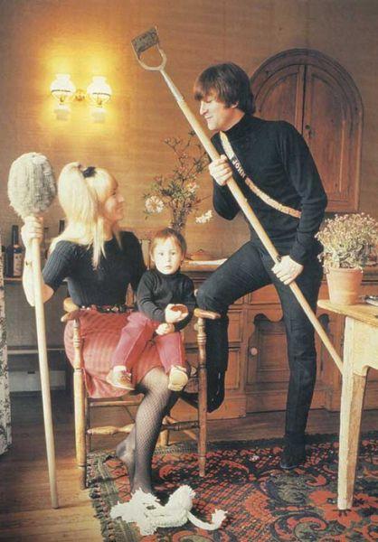 Редкие фотографии всемирно известных звезд. Часть 22