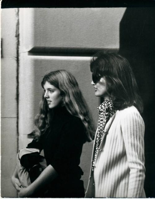 Папарацци против Онассис: как фотограф пять лет преследовал вдову Кеннеди