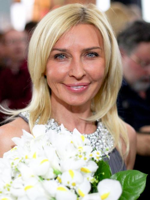 Знаменитости, которые рано стали бабушками