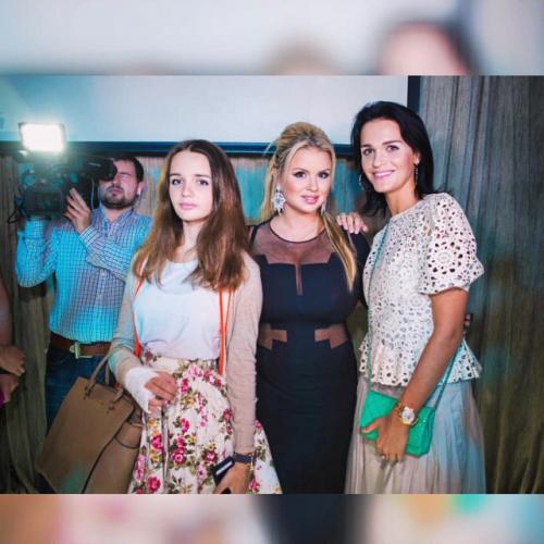 Самые красивые дочки звездных родителей