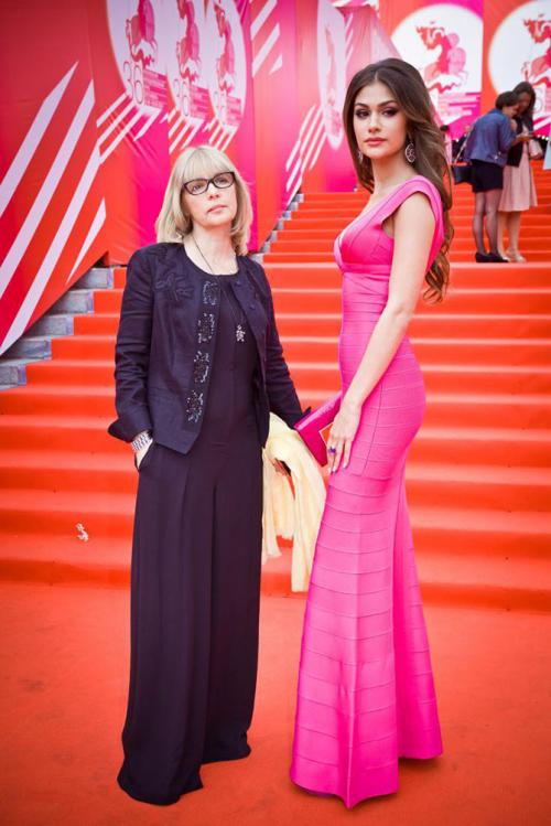 Самые красивые дочки звездных родителей