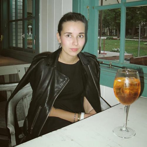 Самые красивые дочки звездных родителей