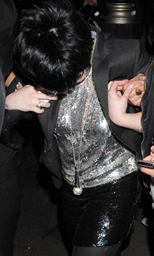 Кэйт Мосс и Келли Осборн "наклюкались" в ночном клубе