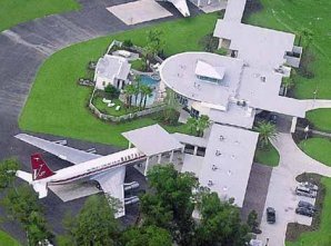 Топ- 10 самолетов знаменитостей