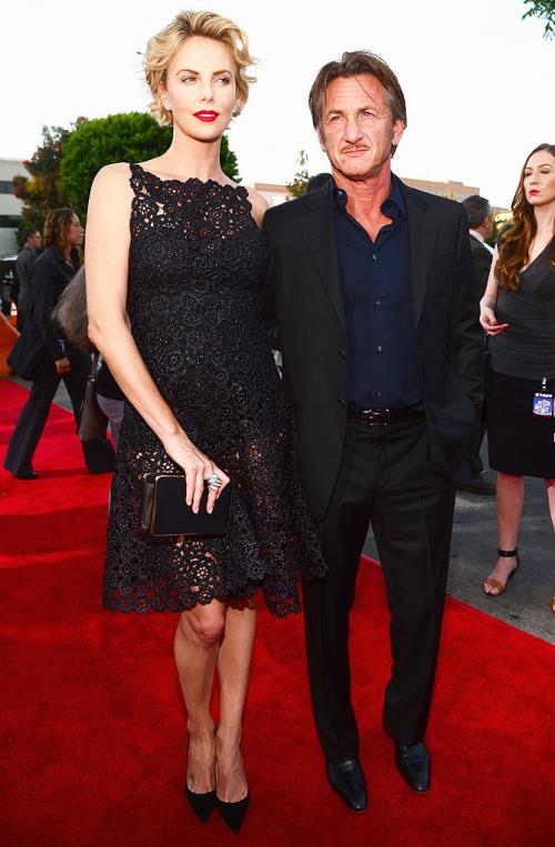 Знаменитые красавцы и красавицы, которым не везет в любви