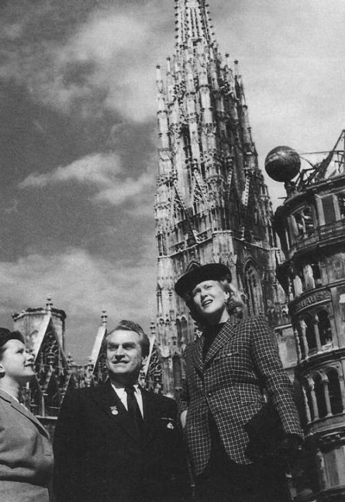 Редкие фото советских знаменитостей в заграничных поездках