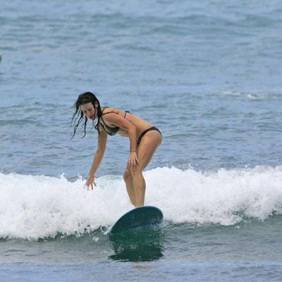 На гребне волны: звёзды-серфингисты