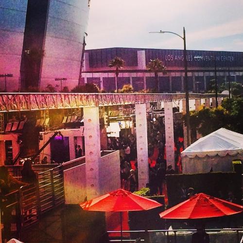 Фото с премии «Эмми» из-за кулис, опубликованные в Instagram