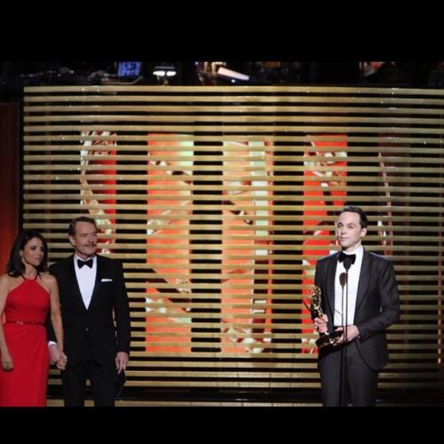 Фото с премии «Эмми» из-за кулис, опубликованные в Instagram