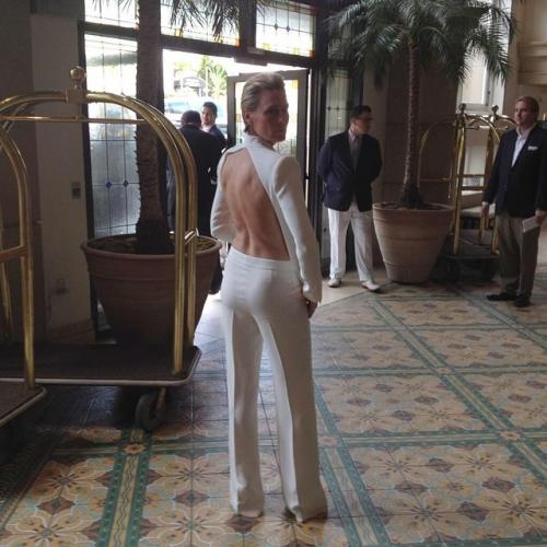 Фото с премии «Эмми» из-за кулис, опубликованные в Instagram