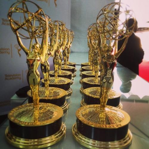 Фото с премии «Эмми» из-за кулис, опубликованные в Instagram