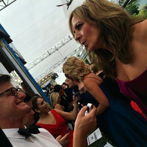 Фото с премии «Эмми» из-за кулис, опубликованные в Instagram