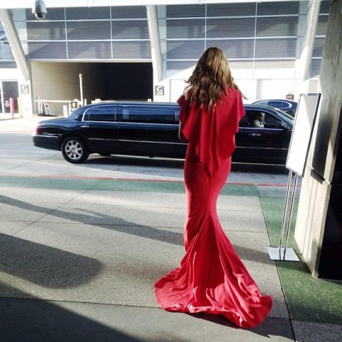 Фото с премии «Эмми» из-за кулис, опубликованные в Instagram