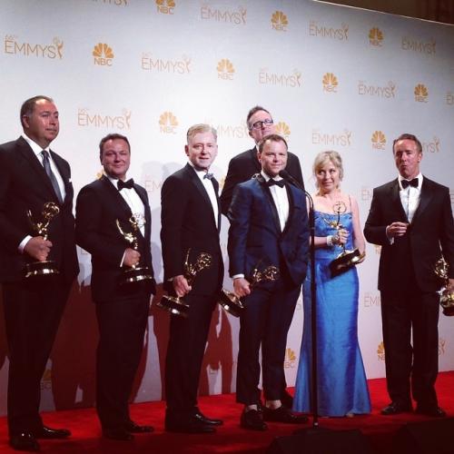 Фото с премии «Эмми» из-за кулис, опубликованные в Instagram