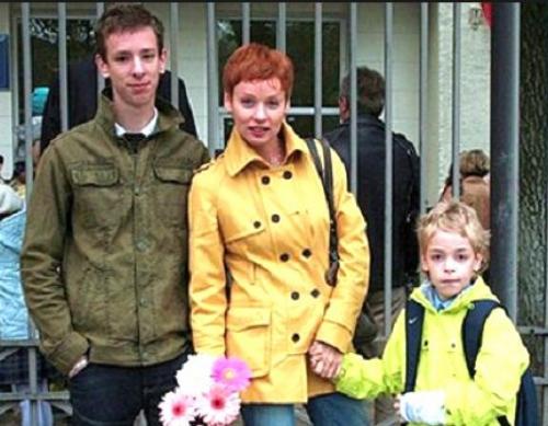 Знаменитые матери-одиночки: звезды, в одиночку воспитывающие детей