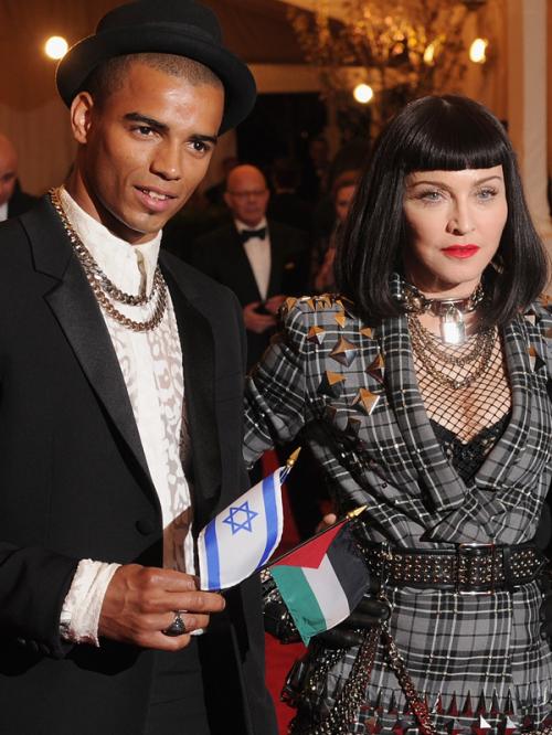 Звездные пары с большой разницей в возрасте