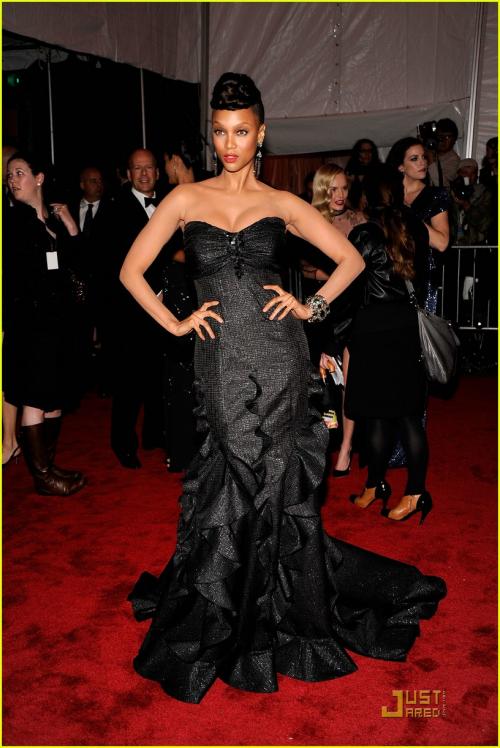 Костюмированный бал от кутюрье собрал весь Голливуд