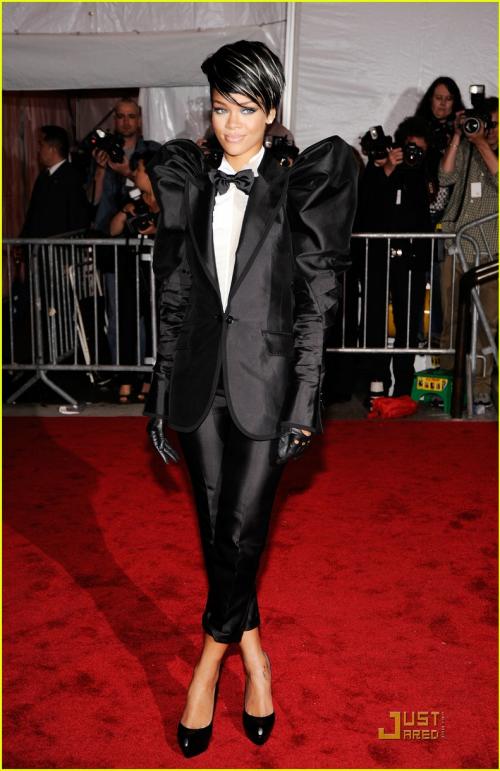 Костюмированный бал от кутюрье собрал весь Голливуд