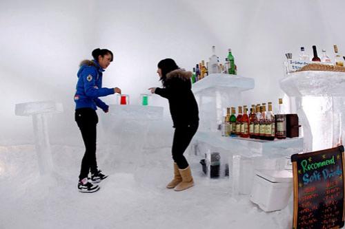 В Японии построили гостиницу изо льда