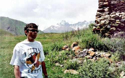 Фильмы, которые продолжили снимать после смерти актёров