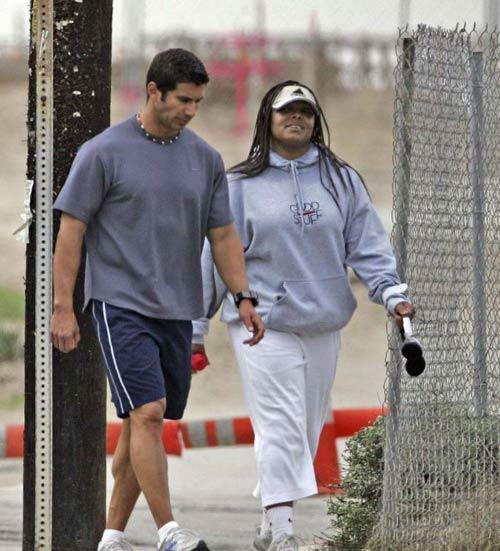 Чудеса похудения знаменитостей: за год до 74 кг!