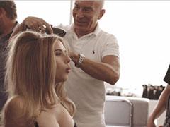 Скарлетт Йохансон одела нижнее белье для съемок в Allure