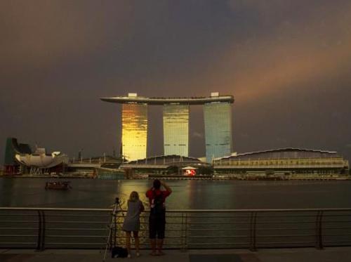 Бассейн на высоте 200 метров