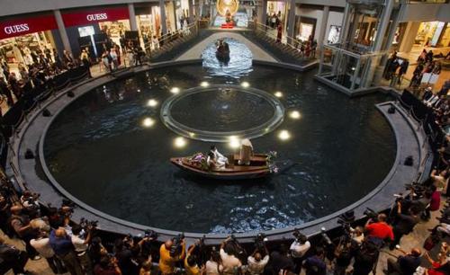 Бассейн на высоте 200 метров