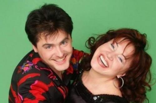 15 мужчин, прославившихся за счет своих жен