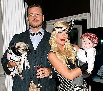 15 мужчин, прославившихся за счет своих жен