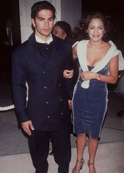 15 мужчин, прославившихся за счет своих жен