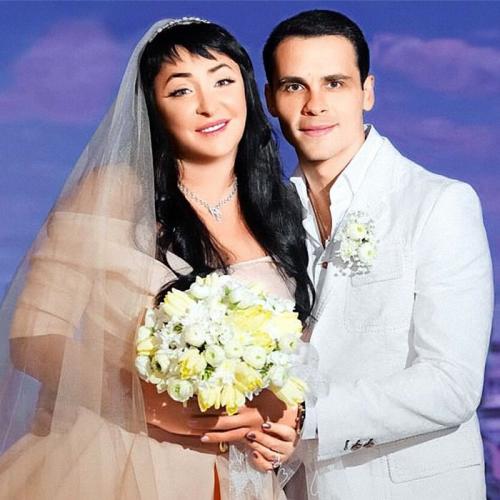 Знаменитости, которые вышли замуж после 40 лет