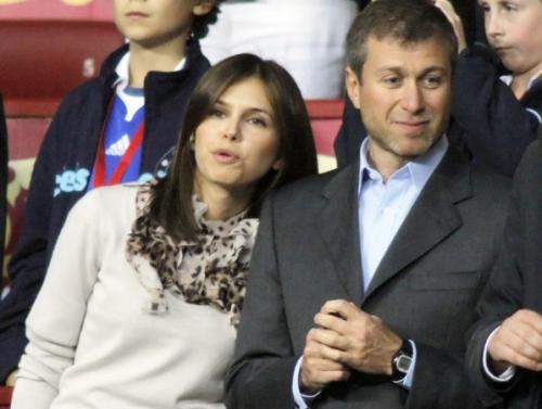 Подруги и жены олигархов: известные и не очень