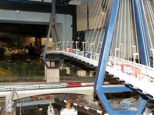 Самый большой в мире город в миниатюре