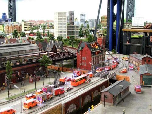 Самый большой в мире город в миниатюре