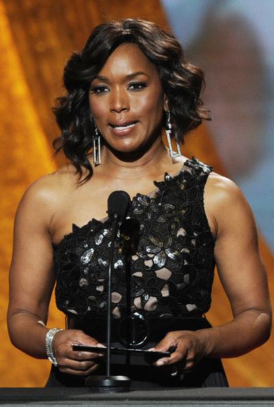 Возраст красоте не помеха: женщины за 50