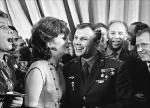 Удивительные встречи знаменитостей, ставшие историей