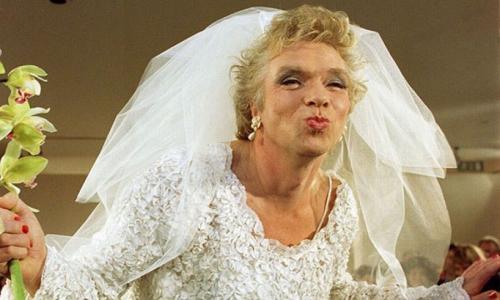 Топ-25 самых эксцентричных богачей и их выходки