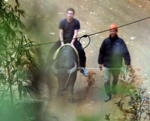 Топ-25 самых эксцентричных богачей и их выходки