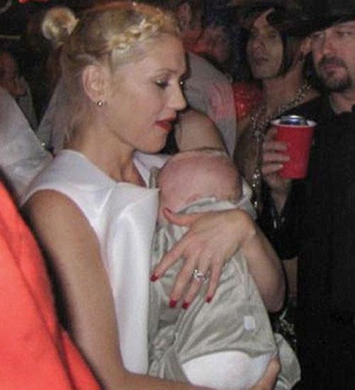 Гвен Стефани показала двухмесячного сынишку