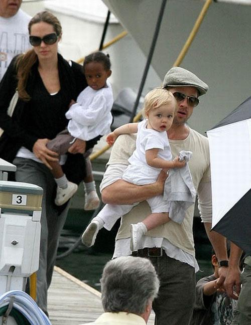 Мадонны с младенцами: очередной беби-бум в Голливуде…
