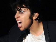 10 самых ярких сценических костюмов