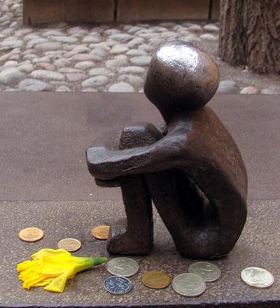 Памятники, которые исполняют желания