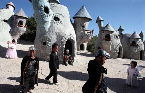 В Китае появилось «Королевство карликов»