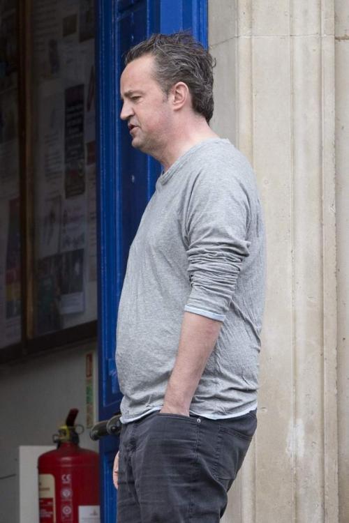 Самые безумные поступки постаревших звезд