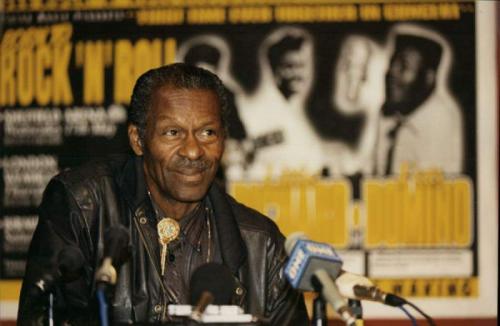 Самые безумные поступки постаревших звезд