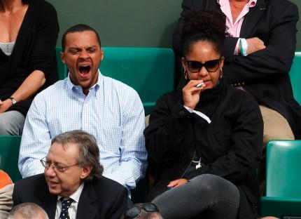 Топ-30 зевающих знаменитостей