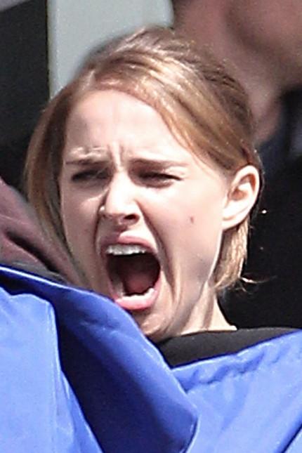 Топ-30 зевающих знаменитостей